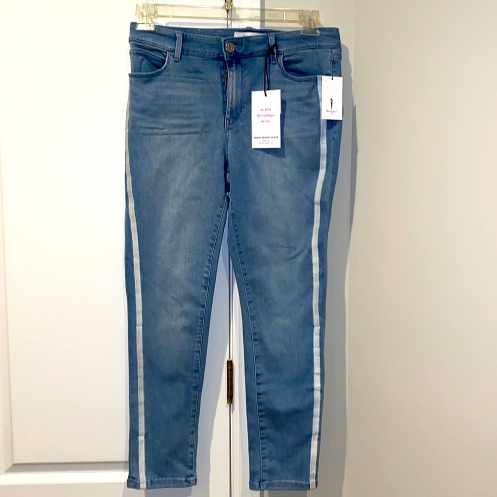 Skinny girl jeans
